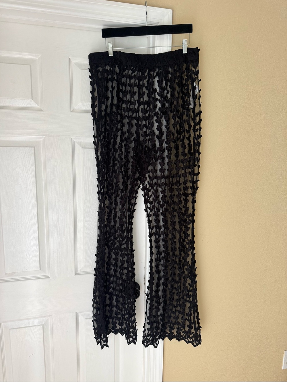 PrettyLittleThing Black Sheer Embroidered Wide Leg Pants Size US 12